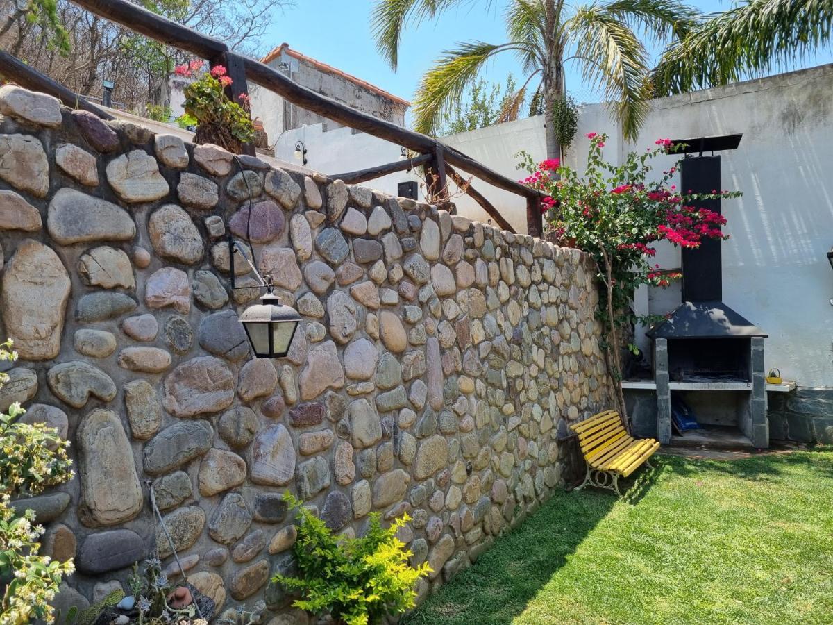 Hostal Las Rosas Salta Eksteriør bilde