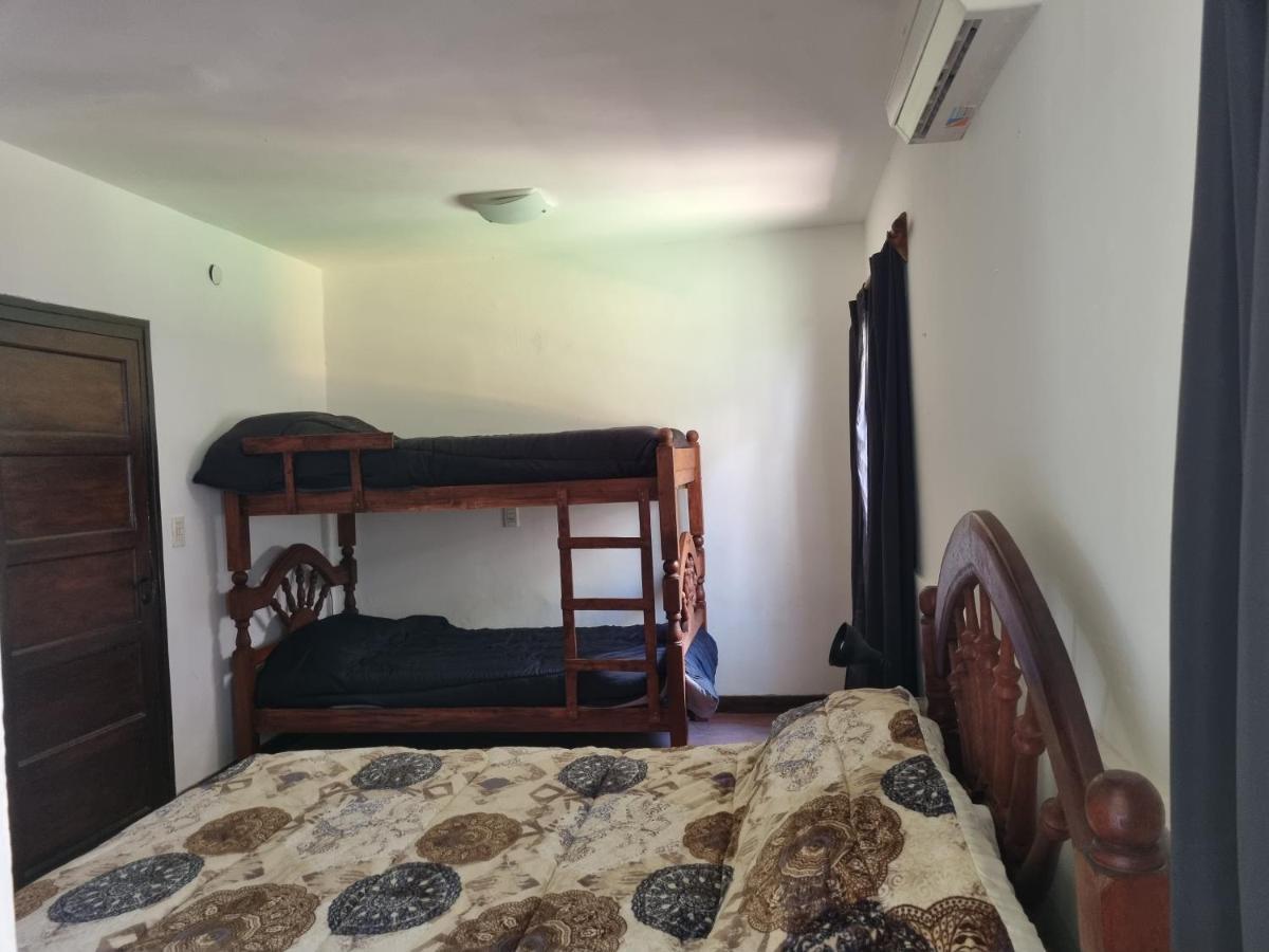 Hostal Las Rosas Salta Eksteriør bilde